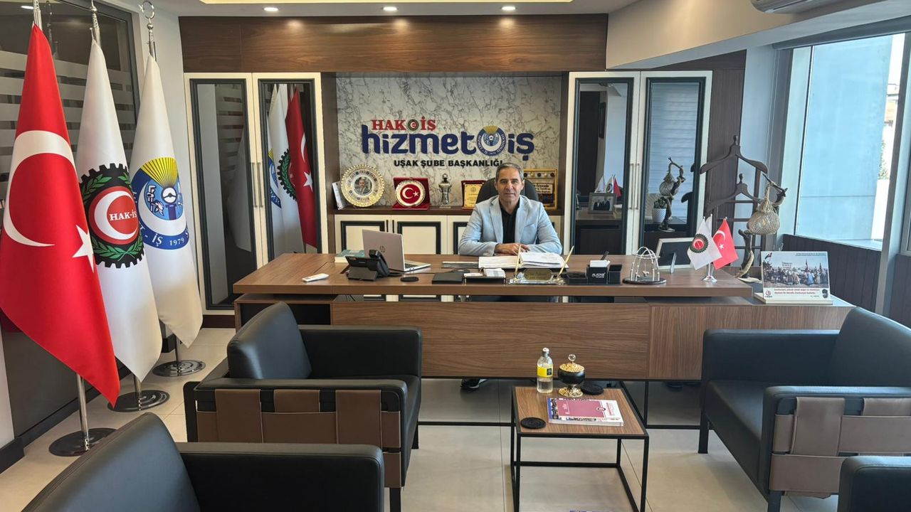 Adil Özdemir'den Cumhuriyeti'in 102'inci yıldönümü için anlamlı mesajlar