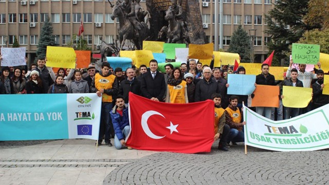 UŞAK TEMA'DAN SAYGI YÜRÜYÜŞÜ