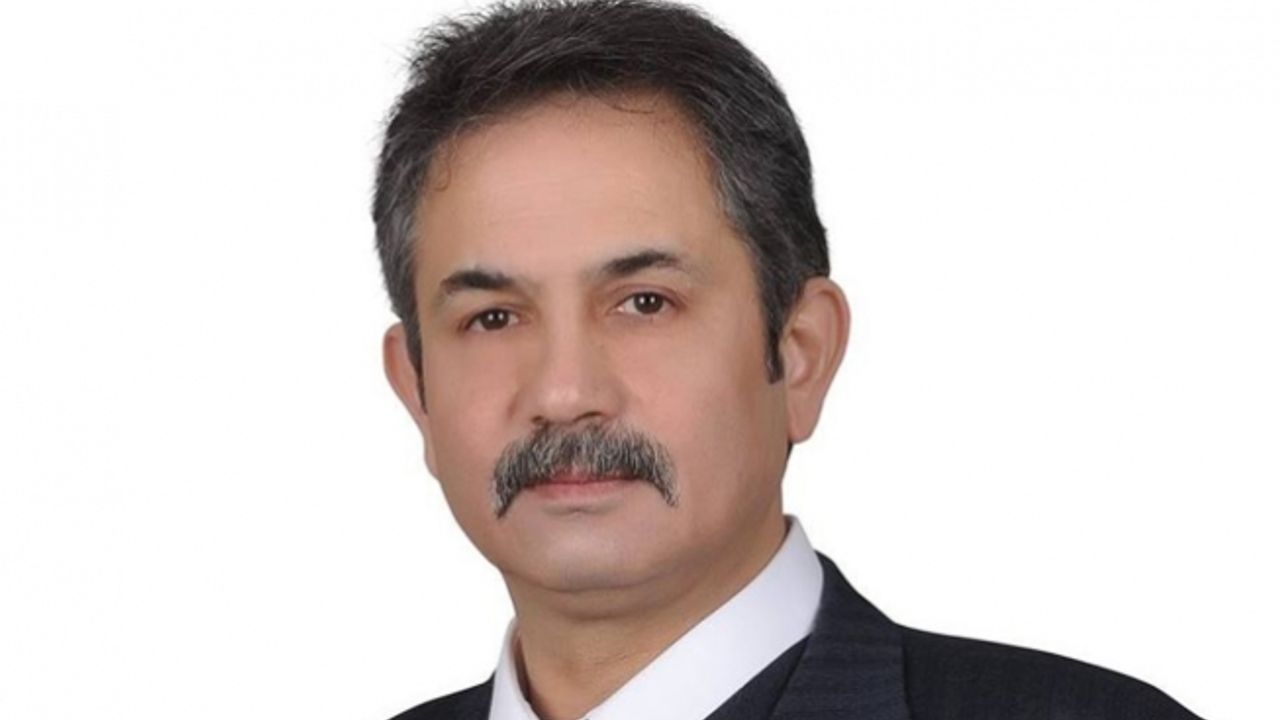 Cemil Cevher, Kent Konseyi başkanlığından isitfa etti