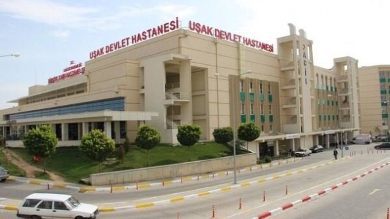 Ulubey'de bacağını traktöre kaptıran adamın hayati tehlikesi sürüyor