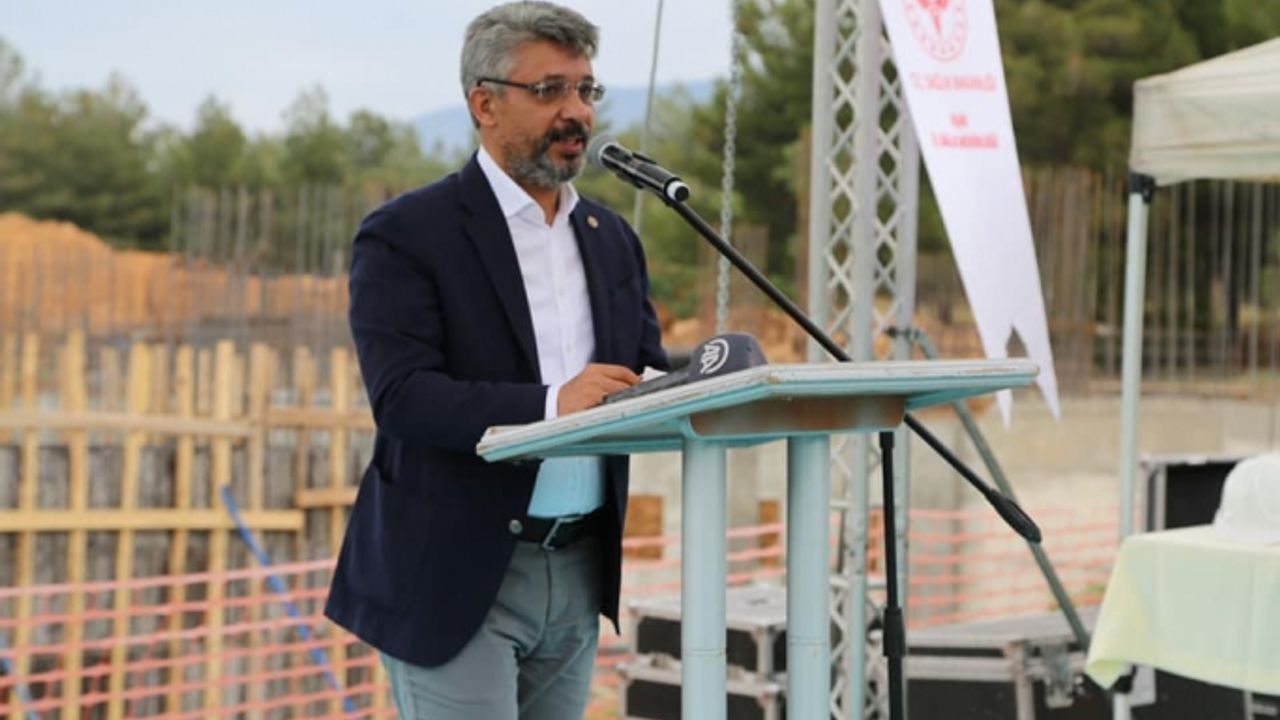Mehmet Altay: Bu bayramda, sağlık kurallarına uyarak sevdiklerimizle bir araya geleceğiz