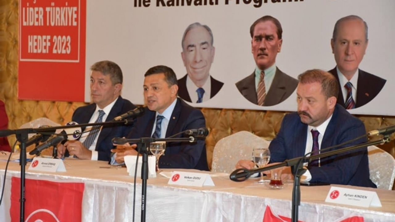 Siyasetçiler küfür ediyor eleştirisine MHP'li vekilden ilginç yanıt: Bu topulmdan çıkan siyaset de böyle olur!