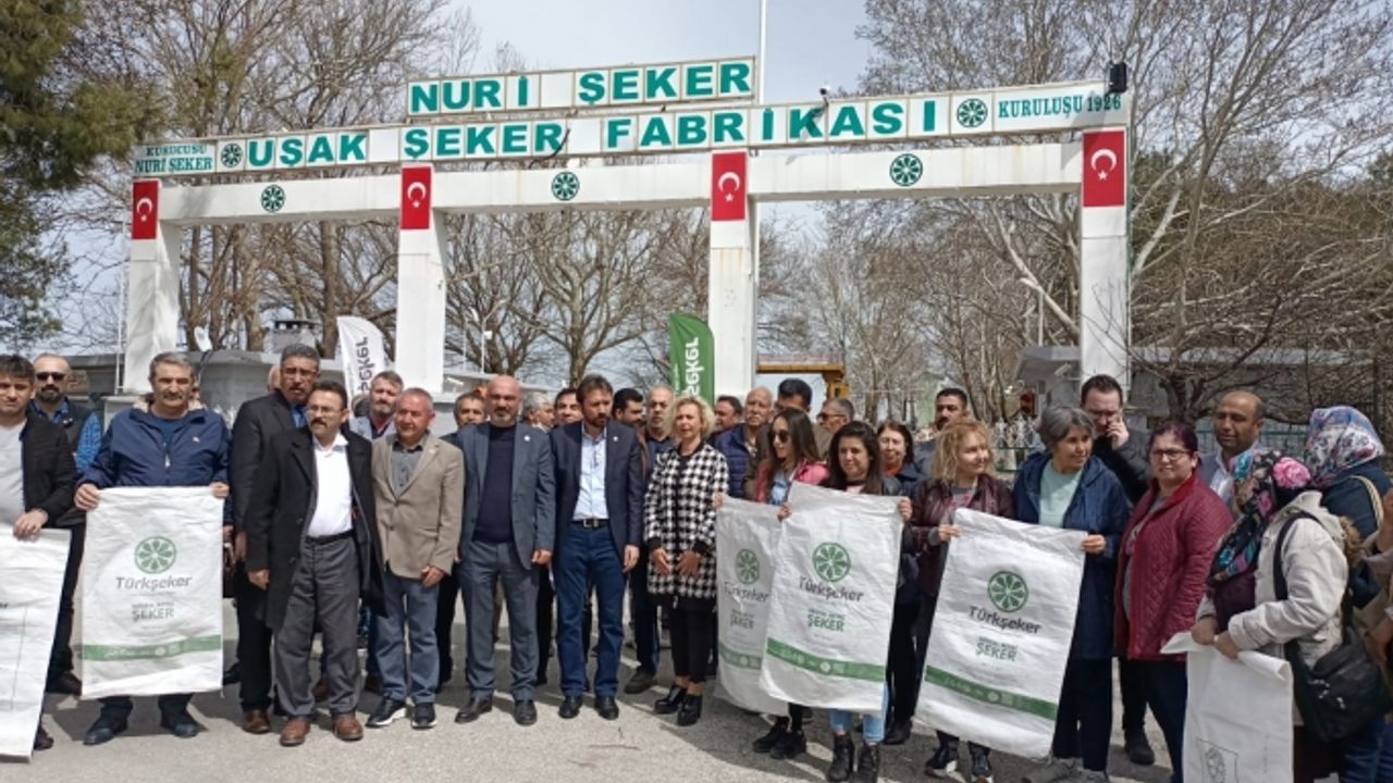 İYİ Parti Uşak Teşkilatı, şeker stokçularıyla mücadele çağrısı yaptı: Ambarlar dolu, ama şeker yok deniyor