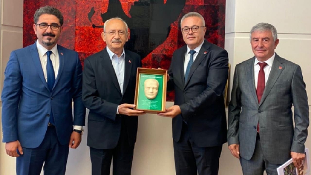 Ali Karaoba: Sayın Kılıçdaroğlu, Uşak'ın sorunlarına çözüm için destek sözü verdi