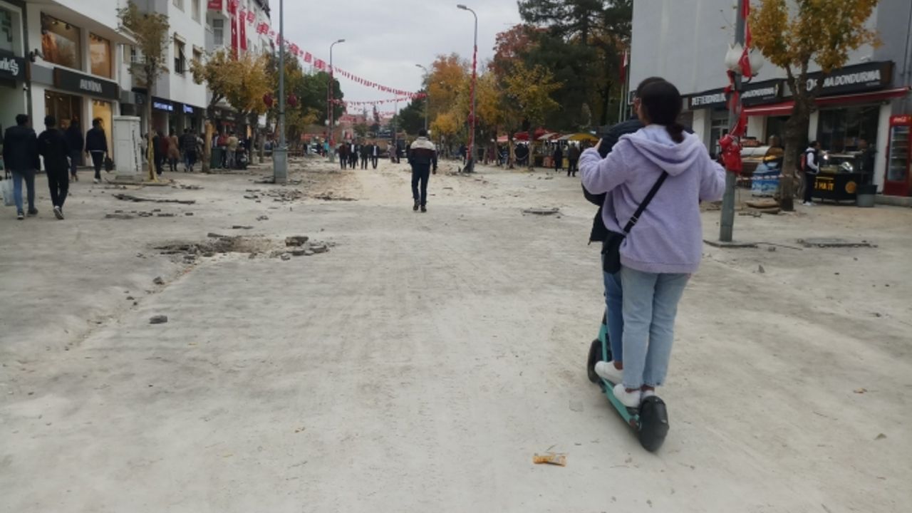 İsmetpaşa'daki çalışmalar boyunca sabır gösteren esnaf, sabrının karşılığını alacak