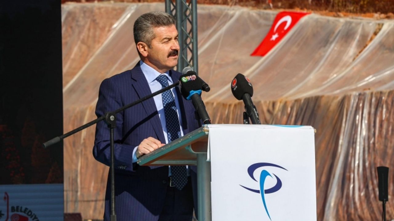 Uşak'ta 2 bin kişiye dahi yetecek otel ve oda yok!