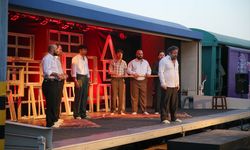 Uşak Tren Garı'nda sahne alan Vagon, Manisa'ya da uğrayacak!