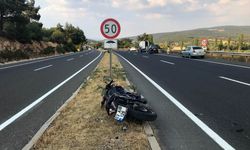 Uşak ve Afyon arasında seyahat eden 22 yaşındaki Alaatdin Aksoy kaza sonucu hayatını kaybetti