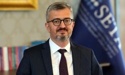 Burhanettin Duran'ın eğitimi ve yaptığı görevler
