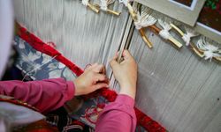Uşak'ta dokunup bir dönem Avrupa saraylarında zenginliğin sembolü olan halılar detaylıca ele alındı!