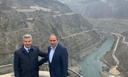 Uşak'ın eski Valisi Turan Ergün'ü ziyaret etti
