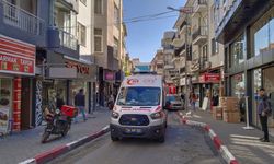 Döğmecilik yapan vatandaş Uşak Hakkı Yağcı Caddesi'ndeki evinde ölü bulundu