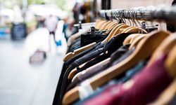 BATMAN - Cansuyu Derneğinden Batman'da öğrencilere kışlık giysi ve çanta yardımı