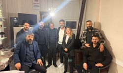 Uşak Berberler ve Kuaförler Odası Başkan Adayı Mustafa Coşkun esnafı ziyaret ederek sorunları sahada dinliyor