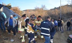 Selendi ve Demirci yolu üzerinde 88 yaşındaki Nebi Eryiyit kaza yaptı