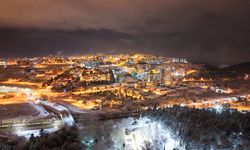 Uşak, Afyon, Kütahya ve Eskişehir'de mevsimin ilk kar yağışı görüldü!