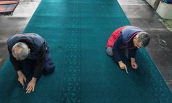 Tokyo'daki caminin halıları, Uşak'ın komşusu Demirci'de dokundu