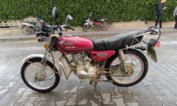 Uşak Dikilitaş'ta apartman girişindeki motosikleti çaldılar!