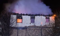 Uşak'ın Banaz ilçesine bağlı Yazıtepe köyünde yangın!