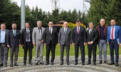 Kütahya Belediye Başkanı Kahveci, parti ayrımı gözetmeksiniz çalışmalarını sürdürüyor