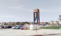 Uşak'ta Atapark'a kurulan sosyete pazarı kaldırıldı! Devam edip etmeyeceği merak konusu oldu!