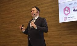 Uşak'ın komşusu Kütahya Belediyesi personeline iletişim semineri
