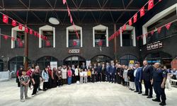Uşak Valisi Kartal, Çölyaklı çocukların yararına düzenlenen kermesi ziyaret etti