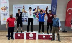 Uşak'ta yarışan Kütahyalı Osman Emir Çekgel ve Mert Başarı derece yapıldı