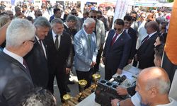 Uşak'ın komşusu Kütahya'da meslek lisesi öğrencileri fuar sayesinde sektör temsilcileriyle buluşuyor