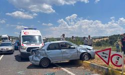 Uşak Eşme Kıranköy'deki kazada baba ve kızı yaralandı
