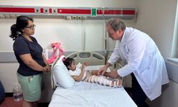 Parmakları üzerinde yürüyen Eslem Göksu Ülkü'nün yırtık olan menisküsünü özel ameliyatla tedavi etti