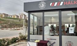 Uşak'ta Halk Berbere vatandaş yoğun ilgi gösteriyor
