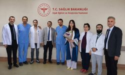 Uşak Eğitim ve Araştırma Hastanesi Acil Hekimlerinden Dr. Büşra Nur Yılmaz uzmanlık eğitimini tamamladı