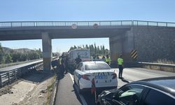 Uşak Eşme Yeleğenli Hasan Samur ve eşi Zehra Samur trafik kazası nedeniyle hayatını kaybetti