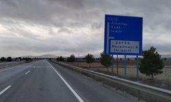 Uşak, Kütahya ve Afyon için yapılan fakat zarar eden Zafer Havalimanını örnek verdi