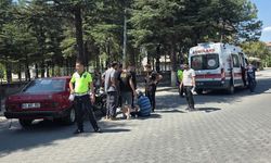 Gediz Özyurt'ta kaza! Motosiklet sürücüsü yaralandı!