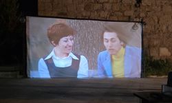 Uşak'ta köklü bir sinema kültürü olan İnay'da yaz döneminde ücretsiz film gösterimleri yapılıyor