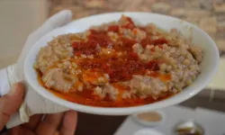 Keşkek, Emirdağ ve Afyon kebabını Afyonkarahisar'daki Gastronomi Sokağı'nda yiyebileceksiniz