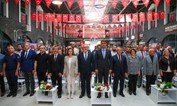 Uşak'ta yılın ahisi Yücel Karabulut oldu! Örnek kalfalığa Hasan Kalem ve Menderes Demir'e de ödül!