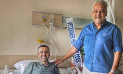 Uşak İl Tarım ve Orman Müdürü Serkan Bilir, halı sahada ayağını kırdı