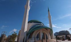 İzmir Karşıyaka Memur Kardeşler Camii'ye benzeyecek olan Uşak Millet Camii için AK Parti'den açıklama