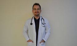 Dahiliye uzmanı Dr. Erdem Özcan, Uşak'ta göreve başladı