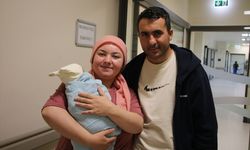 Afyon'da dünyaya gelen bebeğin organları göğüs kafesinde gelişti! Kütahya'da sağlığına kavuştu!