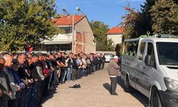 Yaşariye ve Tahsin Ünver çifti, Uşak Sivaslı Tatar'da toprağa verildi