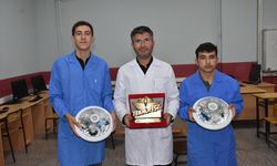 Afyonlu öğrencilerin enkaz altından afet merkezine mesaj ileten proje