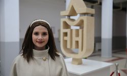 ADÜ Hemşirelik öğrencisi Ayşe Gündoğan, kanseri nasıl yendiğini anlattı