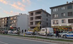 Kütahya'daki inşaat iskelesinden düşen Hüseyin Karataş, tüm çabalara rağmen kurtarılamadı