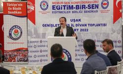 Uşak Eğitim Bir Sen Genişletilmiş İl Divan Toplantısı yapıldı