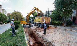 Uşak Uğur Mumcu Caddesi'nde altyapı güçlendiriliyor