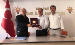 AK Parti Eşme İlçe Başkanı da işleri gerekçe gösterip istifa etti